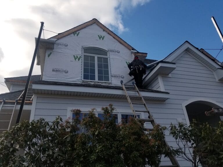 Picking the right siding contractor in Jamison, PA will smoothen the siding installation process